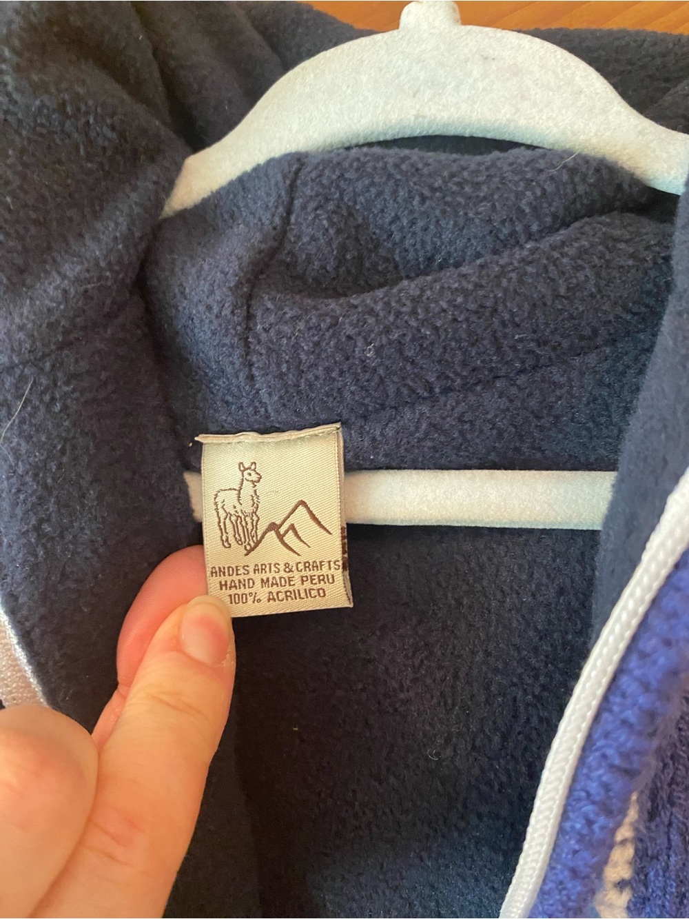 Peruvian Sweater - Picture 2 of 5